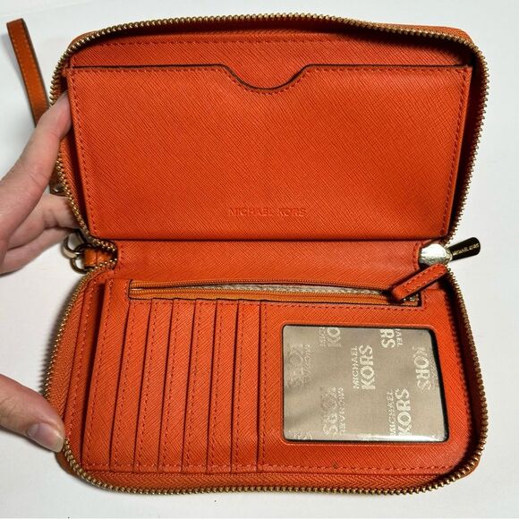 Michael Kors Orange Wallet - Picture 4 of 6